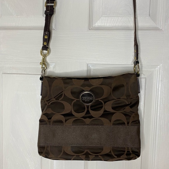 Coach Purse - Picture 1 of 3